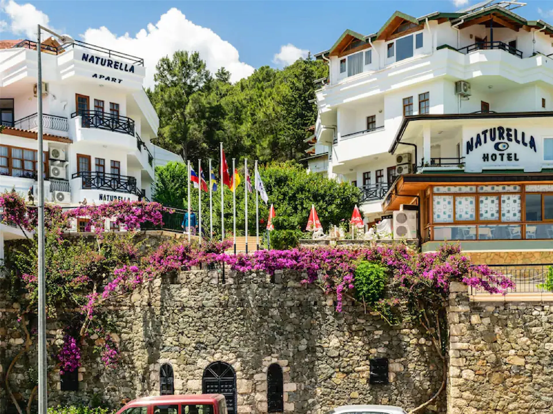 NATURELLA HOTEL
